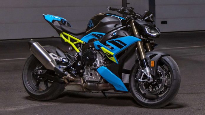 2025 BMW S 1000 R breaks cover