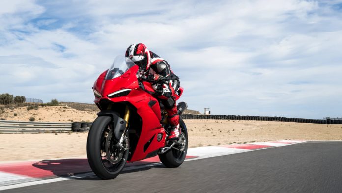 Next-gen Ducati Streetfighter V2, Panigale V2 makes global debut at EICMA 2024