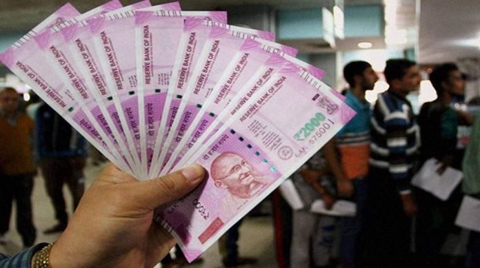 Still holding Rs 2000 notes? Find out where and how to exchange them now!