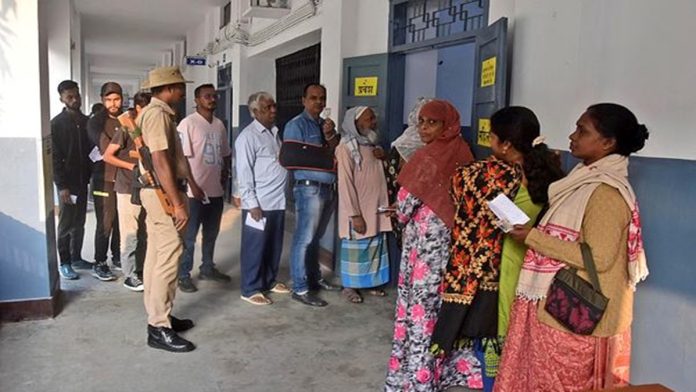 Jharkhand Election 2024 Voting Live: MS Dhoni casts his vote in Ranchi, voter turnout at 46.25% till 1 pm