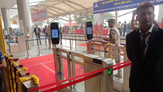 How is India setting global standards for Contactless Biometric air travel?