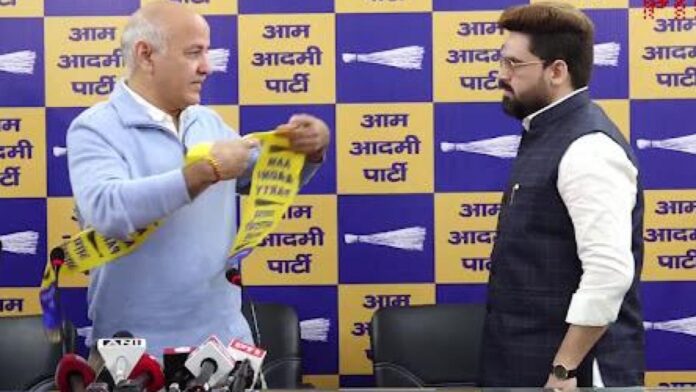 BJP leader Pravesh Ratn joins AAP ahead of 2025 Delhi polls