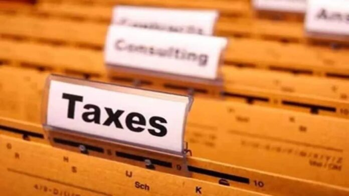 What is Standard deduction and how it helps salaried taxpayers under new tax regime?