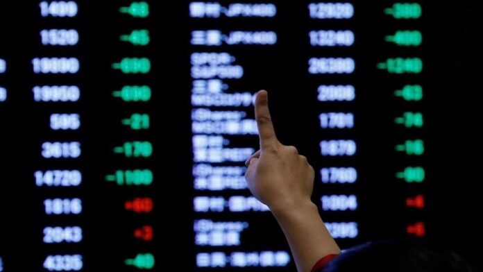 Indices recoup losses, settle muted