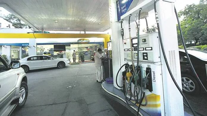 Centre forms panel to review petrol pump licensing norms